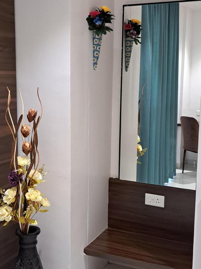 Bouquet Residency Hotel Nashik Exterior foto