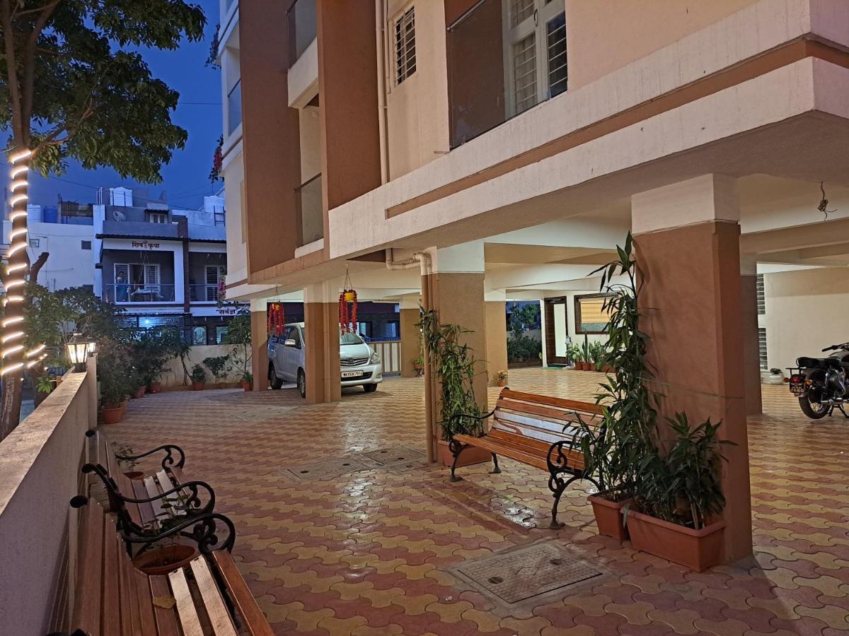 Bouquet Residency Hotel Nashik Exterior foto